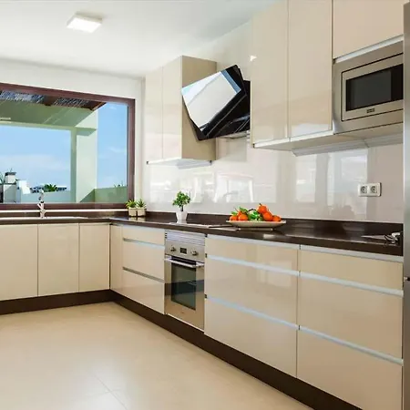 Willa Playa Blanca Sleeps 6 Pool Air Con Wifi